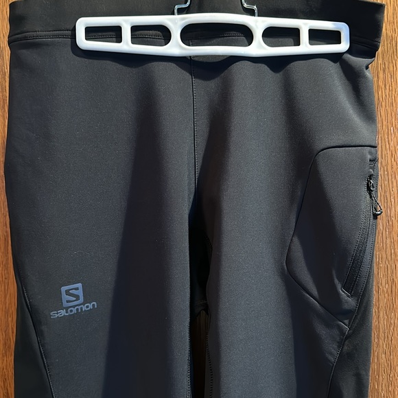 Men’s Salomon Wind Shield pants, size medium, zippered bottom cuffs. - Picture 3 of 9